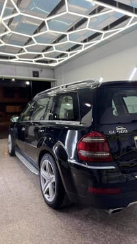 مورسدس 2009 GL500 فول الأخير فتحه فور ويل جكات سبعه راكب كشنات كهربائي...