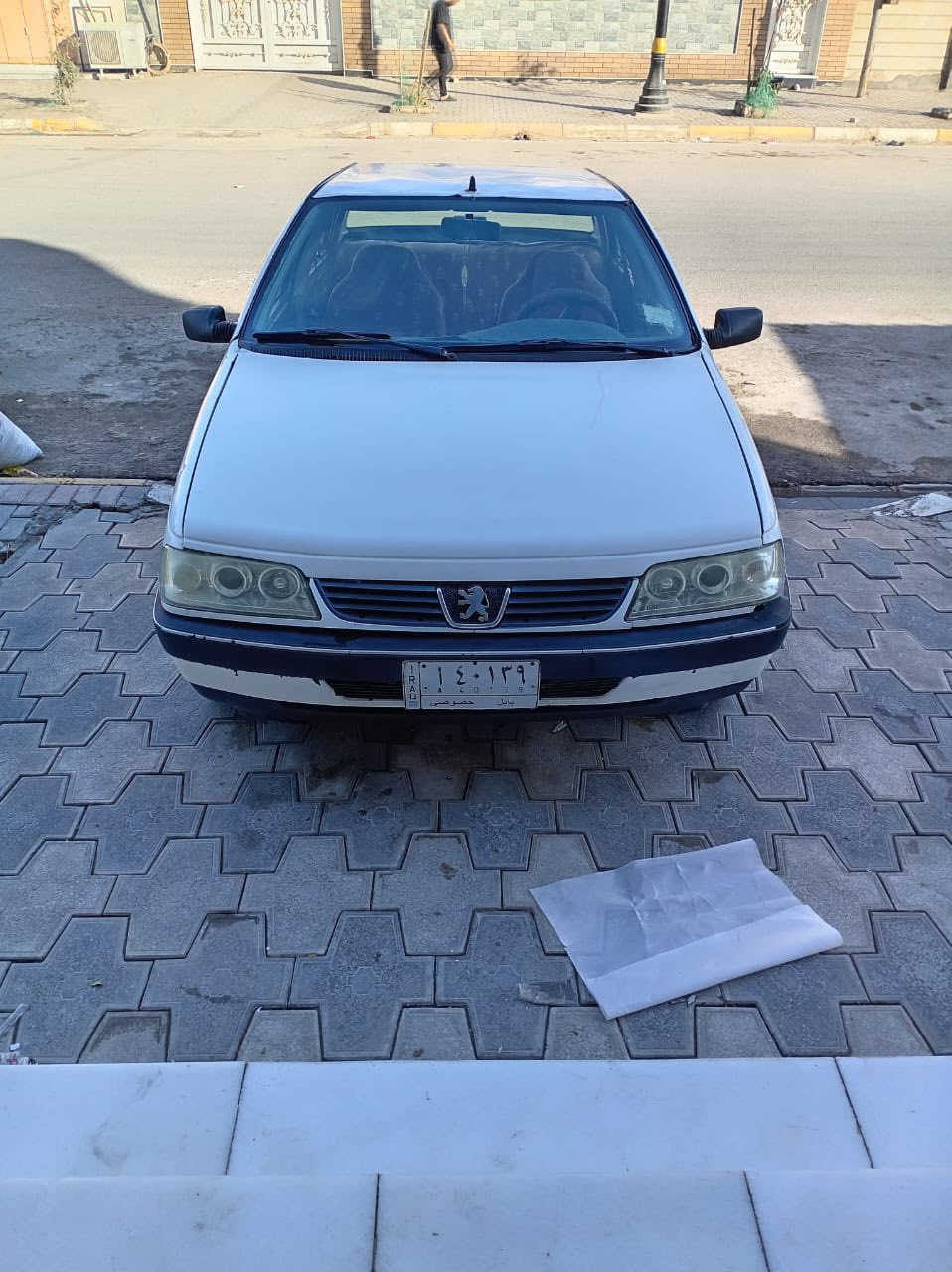 بيجو روى ٢٠٠٩  مكينه جديدة سياره خدميه رقم بابل مشروع وطني مالكها بالسماوه  كير النمره الثانيه يفلت كهربائيات شغاله كلها سعرها ١٧ مكانها السماوه ***********
