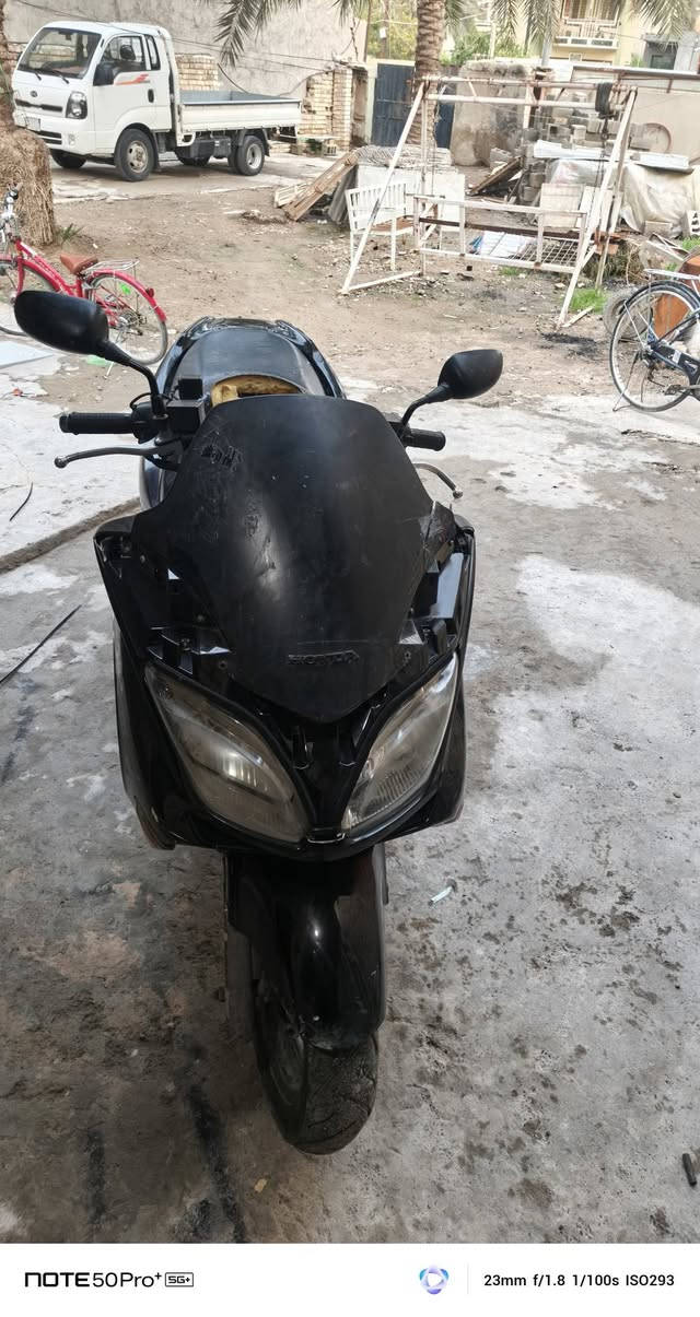 فورزه ٠٩ مكينه خرسه خير من الله لكهربايات كله شغاله تخم تاير جديد يرادله دوشمه للكشن فقط لسعر 550 وبيه مجال مكاني بغداد الشعب ***********
