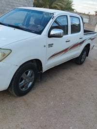 هايلكس • ٢٠١٠ • رقم ميسان