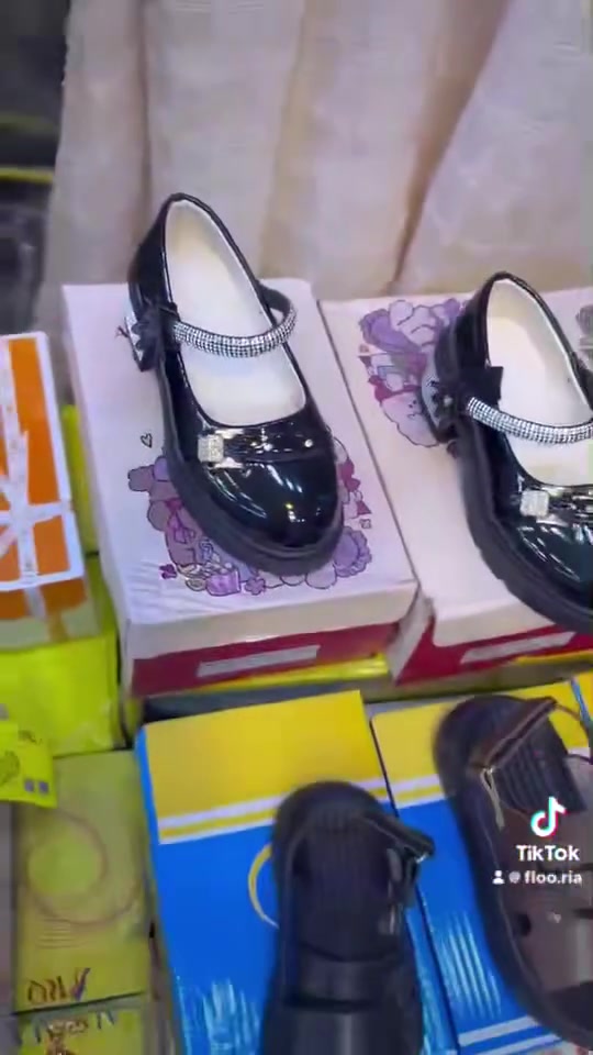 صنـدل بناتـي+ ولادي بـ5,000


**إذا كنت صاحب هذا الإعلان وتريد حذفه لأي سبب، رجاءا أرسل رسالة إلى الدعم الفني**