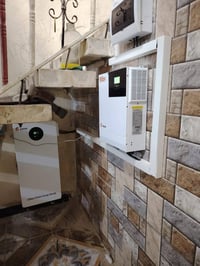 انفيرتر 5.6kW • بطارية ليثيوم 14.3kW • ألواح 710W عدد6