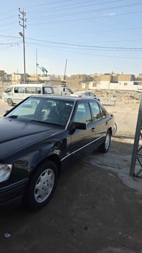 مرسيدس دب • ١٩٨٩ • نجف