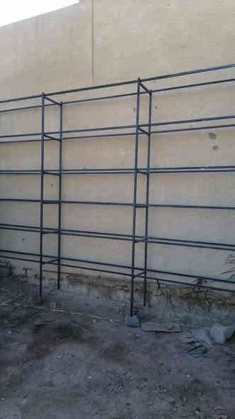 السلام عليكم رفوف حديد للبيع***********
