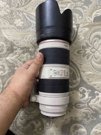 للبيع عدسة كانون 70-200 الحالة: نظيفة وتشتغل بدون أي مشاكل  الموقع: بغ...