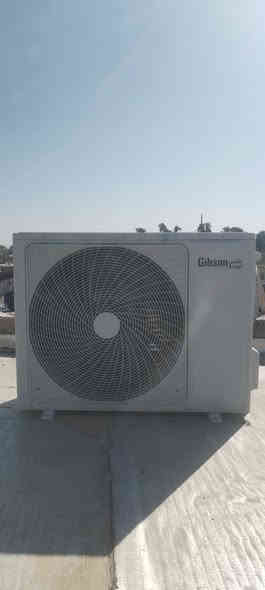 السلام عليكم
سبلت طنين جبسون مشتغل شهرين فقط جديد
600 وبي مجال
***********
