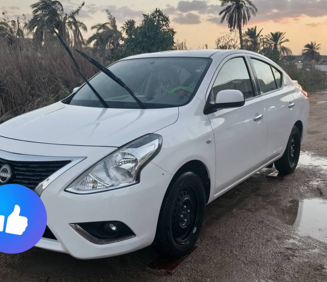 سلام عليكم نيسان سني 2024 للبيع أو مراوس حسب القناعه  هندي السياره ماشيه قليل حلوه نضيف السعر 130 وبي مجال مكان البصره شط العرب الجزيره الاستفسار مراجعه الرقم ***********
