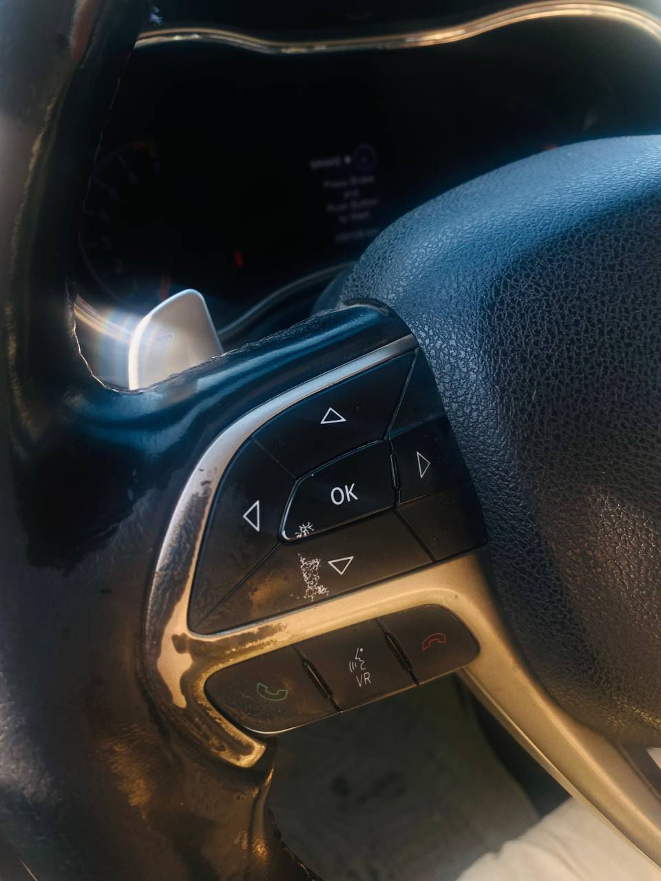 بيع،،،،  نقدد او مراوس... جيب فول مواصفات لمتد كراند شيروكي 2017 فول مواصفات بونراما  فول للاخيرر رقم بغداد 
ضبغ؛؛؛  4 قطع  شرط بدون دواخل شرط  سياره جاهز ه من كلشي 
  السعر ❗❗❗عل اتصال  ‭0771 163 3010‬
