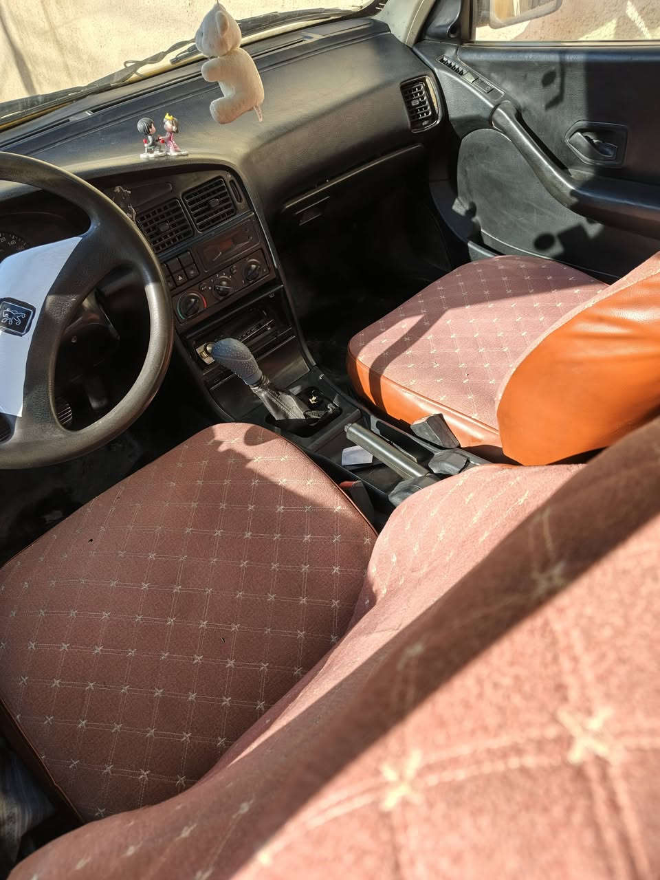 بيجو  2009 السعر 20 ورقه تحويل ثاني يوم بيه مجال ***********
