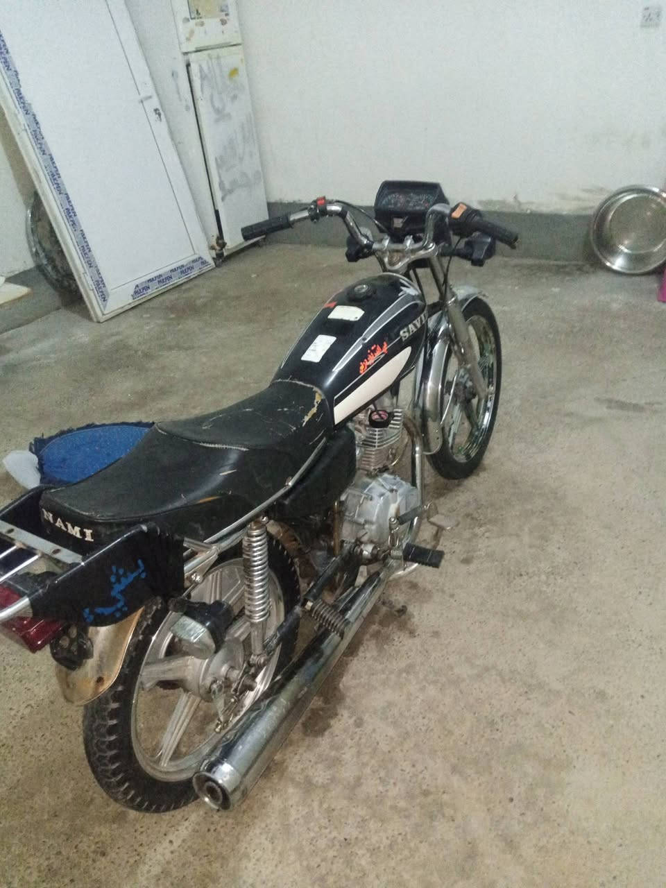 سلام عليكم 👋اخوان دراجه نضيفه مثل الي بل صوره الدراجه هندر واحد تشتغل ائ عيب مابيهه  السعر  225وبيهه مجال بصيط متواجد خاص وال موو شراي لا يراسل


**إذا كنت صاحب هذا الإعلان وتريد حذفه لأي سبب، رجاءا أرسل رسالة إلى الدعم الفني**