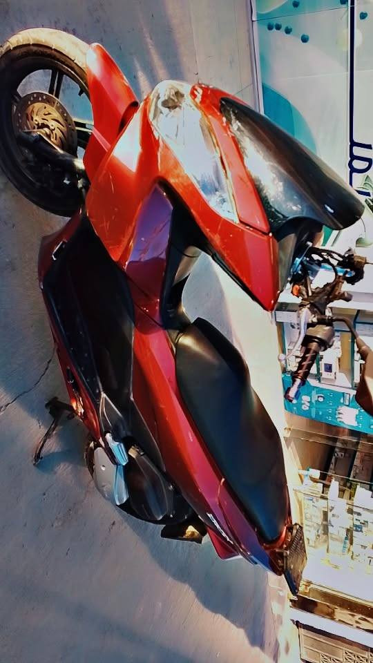 Pcx الجيل الثاني
محرك مكفول كفرات بلادي نقص فقط قبق بانزين 
السعر مليون و 650 وبيهه مجال بسيط حك الجيه تجي وتشوفهه وسهله بغداد نفق الشرطه 
***********
