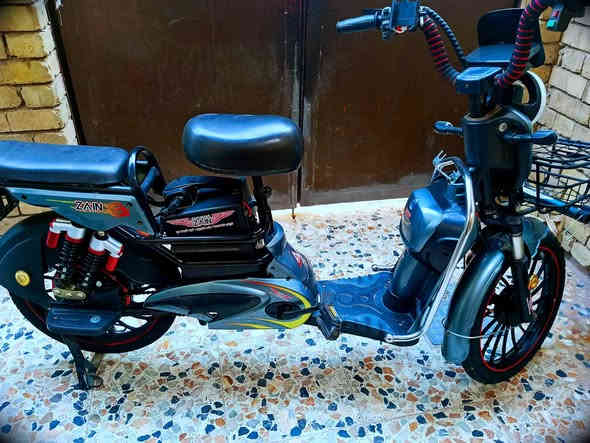 سلام عليكم دراجه شحن للبيع حجم 20 دراجه نضيفه جاهز من كلشي موديل 2024بطاريات جديد 5بطاريات 4سرع سرعته 99 كهربائيه كله شغله 2سويج2بصمات بيه نضام سرقه دبل شاره شارات جانبيه سعر 330وبيه مجال بصيط العنوان بغداد ألامين ثانيه للاستفسار علئ هاذ رقم ***********
