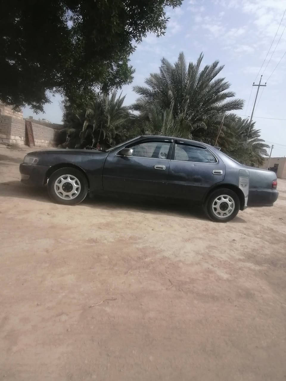 كرسته نفخ موديل 93
سيارة جاهزة ونظيفه محرك وكير شرط 
تبريد شغال  ، كهربائيات كلها شغالة مرايات شفط كهربائي ، شاشة ربط بلاتوث ، تخم تاير جديد 
حدادية 80 %  خالية من الصبغ والمعجون 
كفالة اصوليات والعيب الشرعي 
السيارة بيها جراد عوزها بس صبغ 
رقم انكليزي بسمي  ذي قار 
السعر 55 وبيها مجال 
***********
