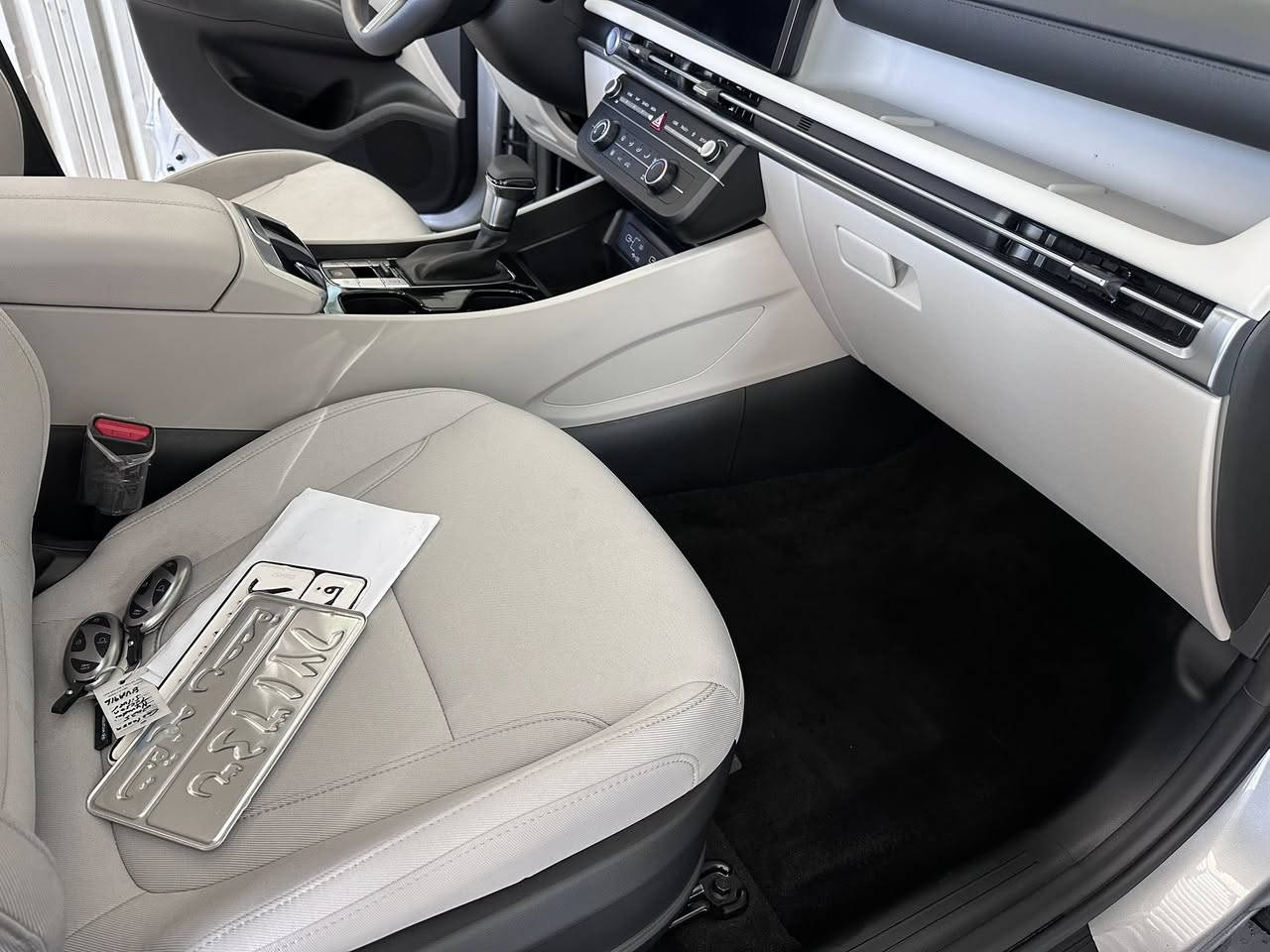 ‏سلام عليكم عندي توسان موديل 25 للبيع السيارة موجودة￼ بغداد الدورة سعر السيارة 200$￼ ￼ الاستفسار عن الرقم ***********￼
