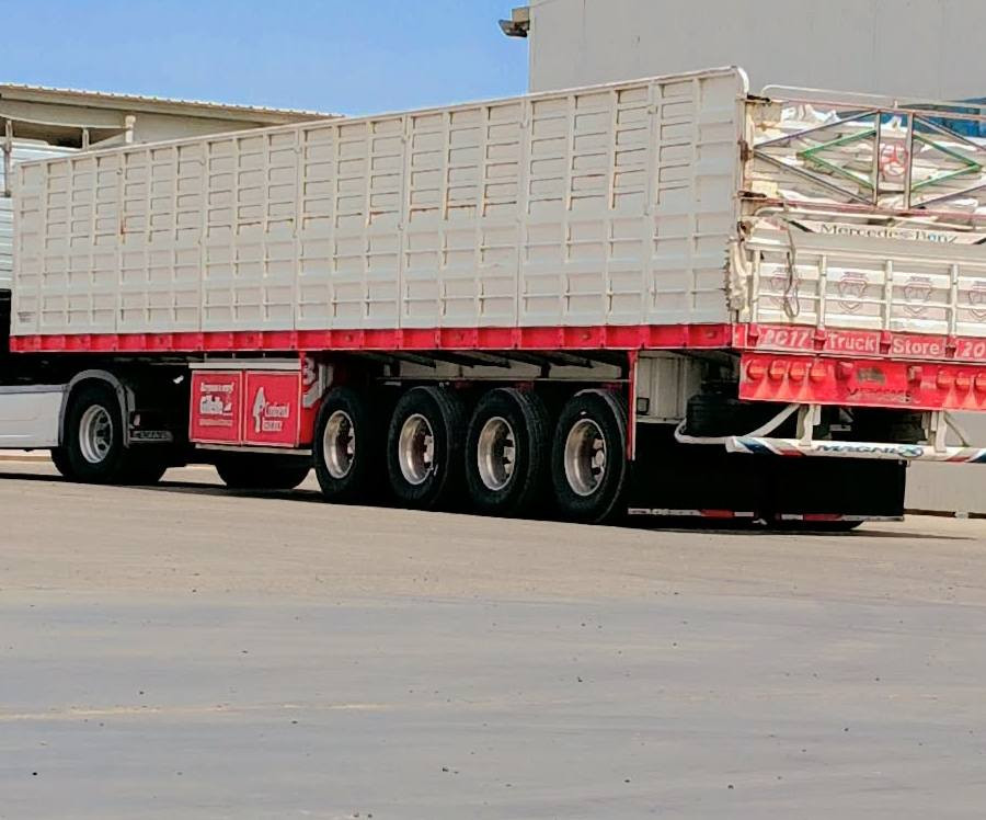 السلام عليكم عربانه جناب للبيع تخم تاير مكان الناصرية
***********
