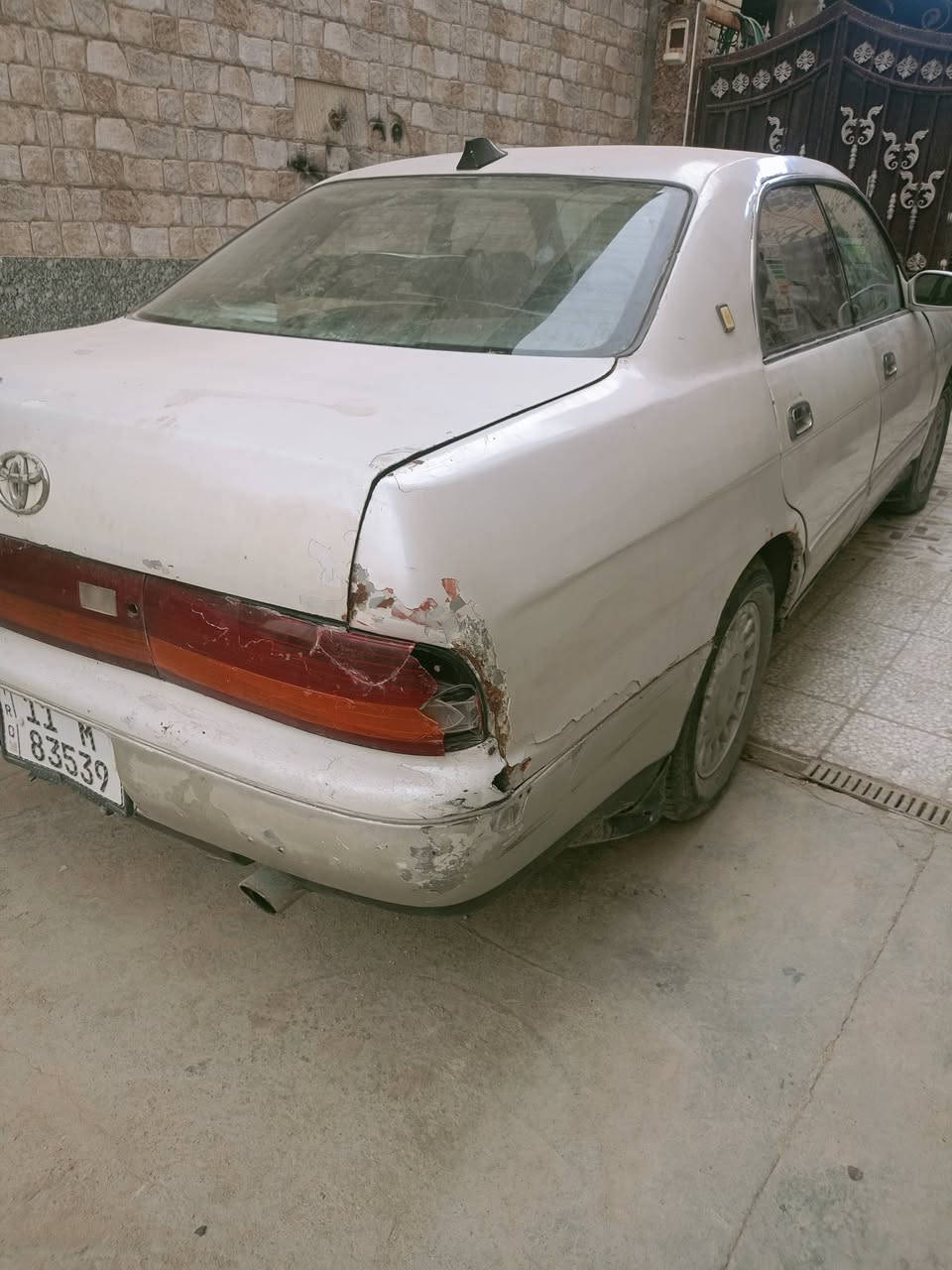 سلام عليكم سياره بطه متصل للبيع سنويه بعدهي ما ساقطه  المحرك بدايت بكن نقص بيها قبق مال البك لايت راعيه موجود يريد مداور سعره 25 وبيها مجال عنواني بصره قضاء المدينه ***********
