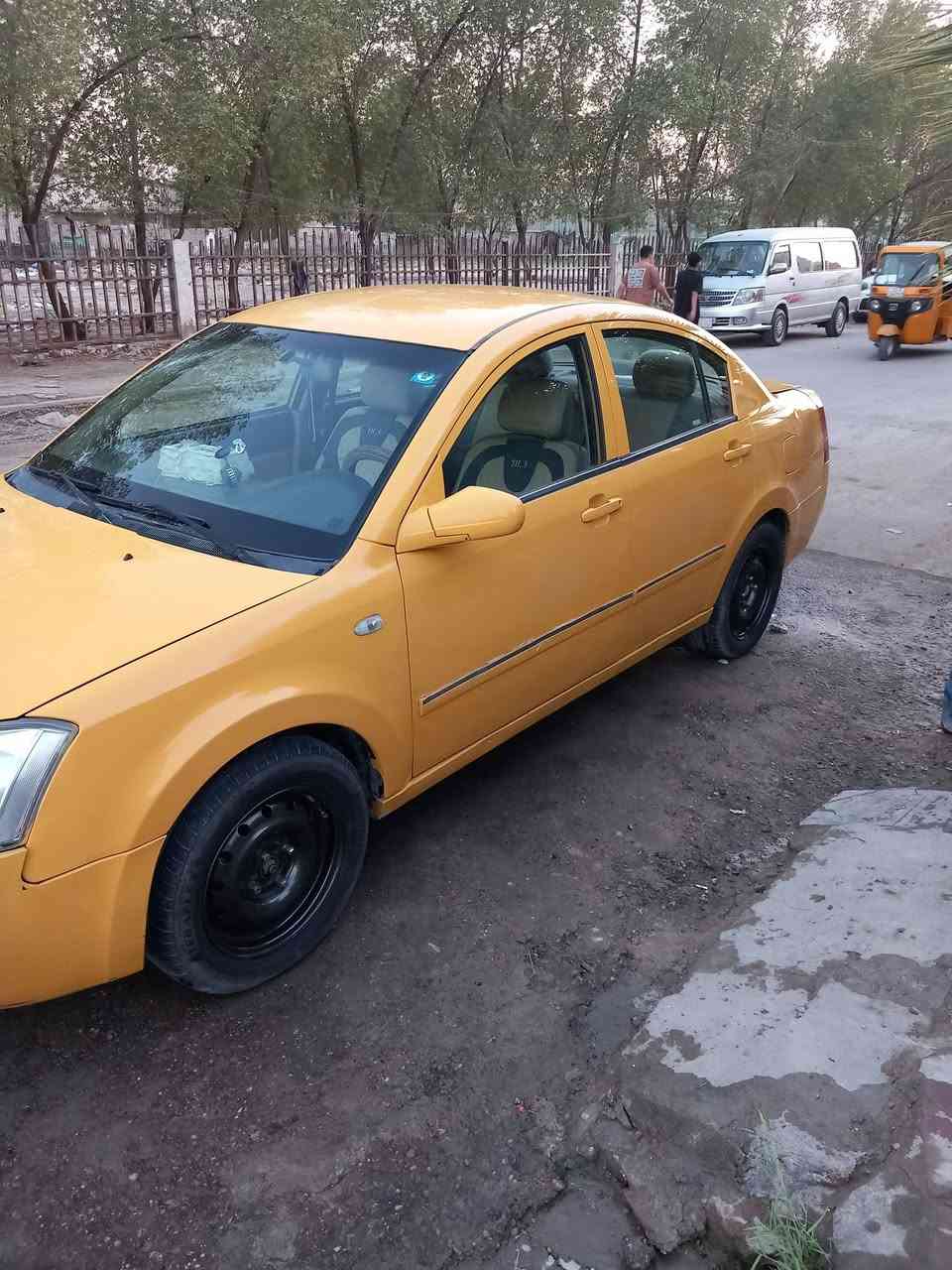 للبيع شيري اي فايف موديل ١١سعرها ٤٠ وبيه مجال هاذه رقمي ***********
