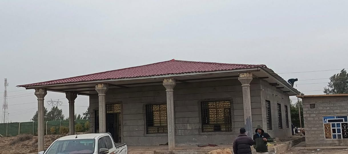 مستعدون لعمل كافة أنواع القرميد في جميع محافظات 🛕🏫🏫🏫🏫🏫🏫
أجعل بيتك أو مضيفك أجمل معنا 
نقدم خدمات فريده في مجال القرميد بفضل خبرتنا وتفاني فريقنا 
للاستفسار تواصل عبر  
📱 رقم واتساب   ***********
ملاحضه : الاسعار قد تتغير حسب الطلب والتقديم
