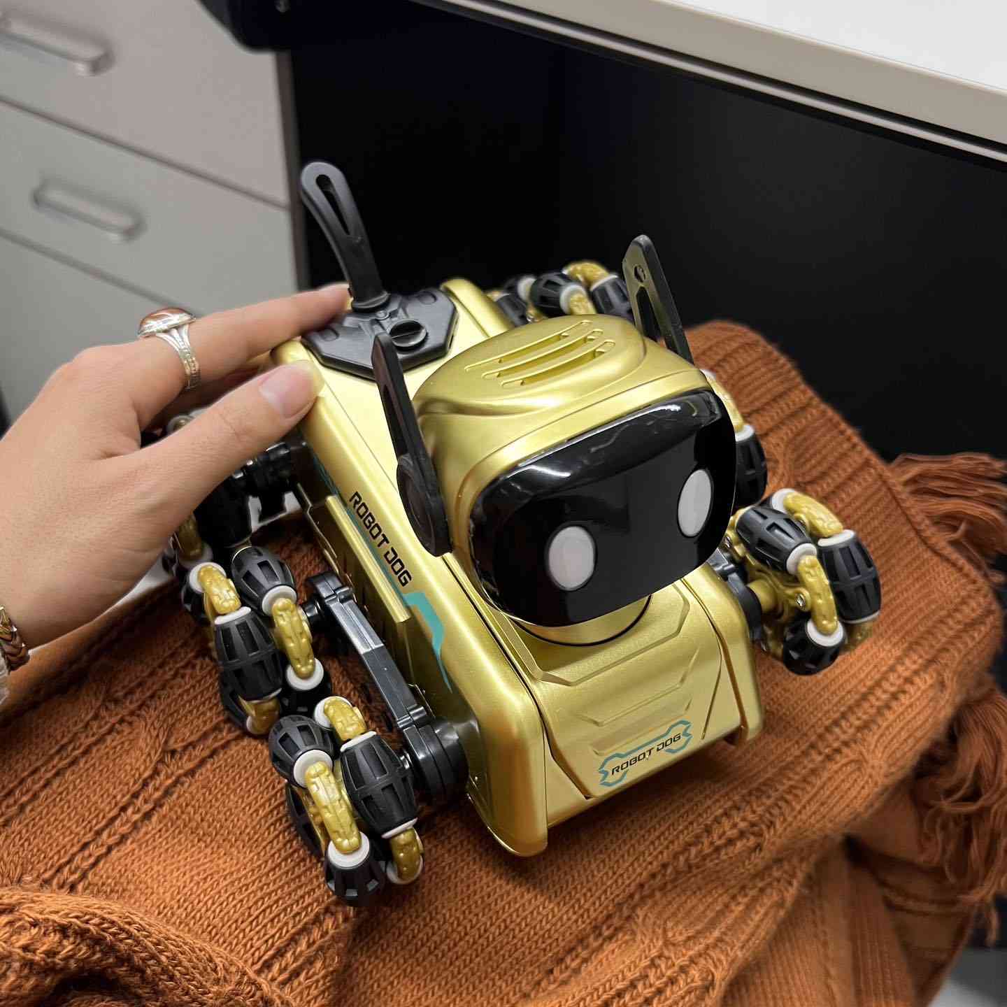 بسعر30الف ولتوصيل مجاني

✨ لعب ذكي وحماس بلا حدود!

روبوت RC متعدد الحركات يتحرك ويستعرض أوضاع مختلفة بكل سلاسة 🎮
تحكم لاسلكي سهل، مؤثرات ضوئية جذابة، وخاصية رش/دخان تضيف جو خيالي 💡💨
يعمل مع الموسيقى وعجلاته المتعددة تعطيه ثبات وحركة ممتعة 🛞🎶

اختيار رائع للّعب والتشويق #الناصرية #الشعب_الصيني_ماله_حل😂😂 #مجاني #متابعه #الشعبالصينيمالهحل #الناصريه #لايكات #بيع #اربيل #لايك_كومنت #لايك__explore___ #بغداد #اكسبلور_فلو #بغداد_بصرة_موصل_الكويت_الخليج_دبي_الامارات_السعودية_العراق_حلوات_لبنان_سوريا_فلسطين #لايك #العراق #العراق🇮🇶 #بغدادالعراق #ليل_البنفسج #ليل_رمضان #ليل_رمضان🕺📿


**إذا كنت صاحب هذا الإعلان وتريد حذفه لأي سبب، رجاءا أرسل رسالة إلى الدعم الفني**