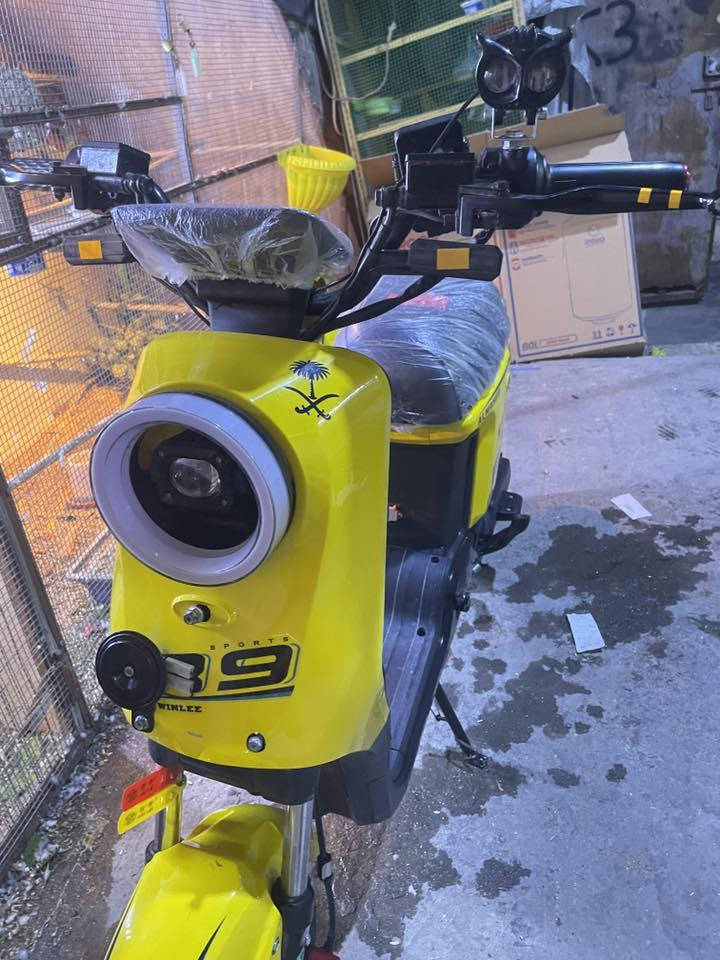 السلام عليكم r9 موديل 25 نضافه فول شوفه عيونك بطاريات ونلي 32رايده 475 وليها مجال وترهم مراوس مكاني بصره قبله ***********
