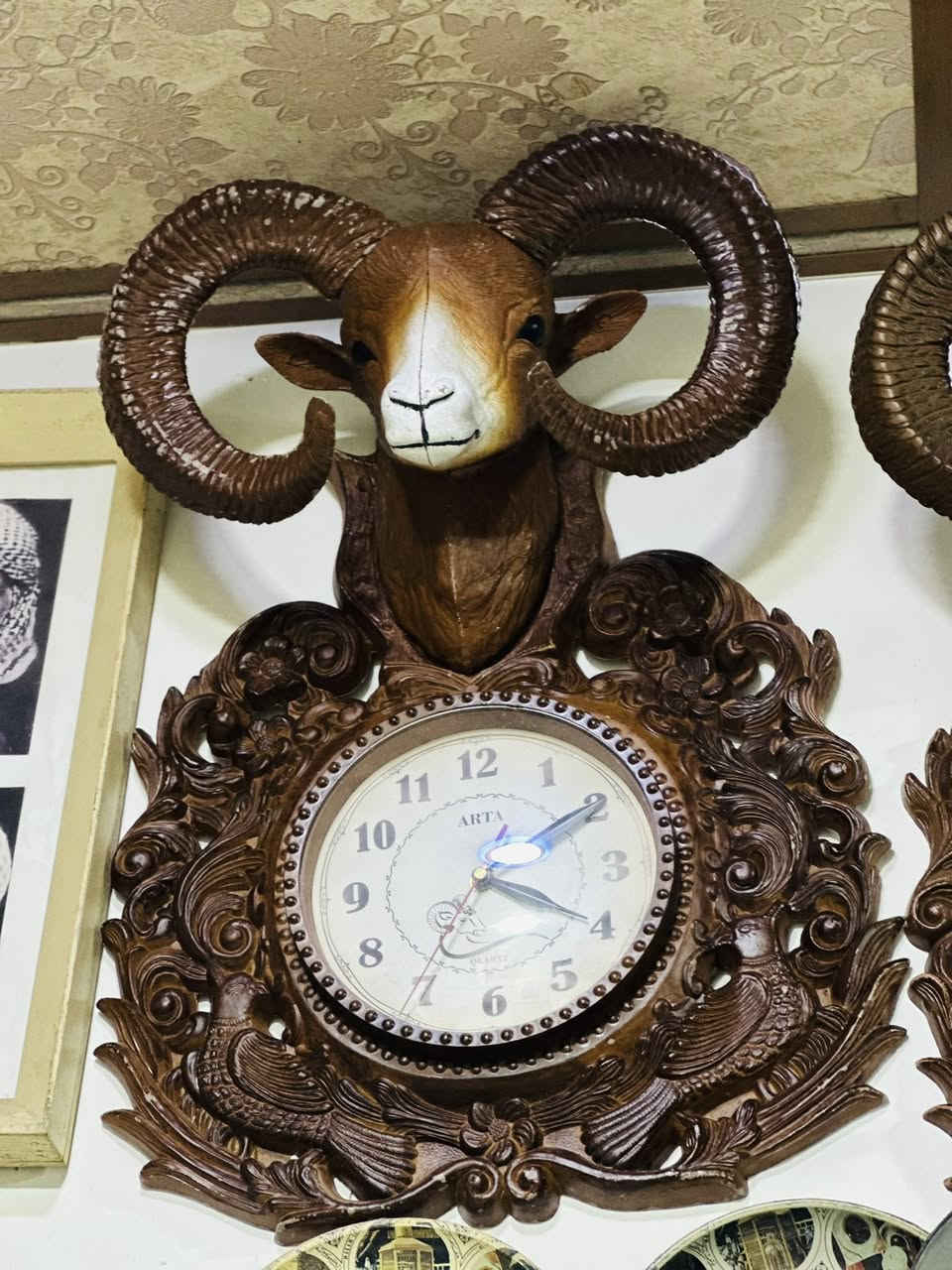 غراض للبيع السعر على واتساب ***********
