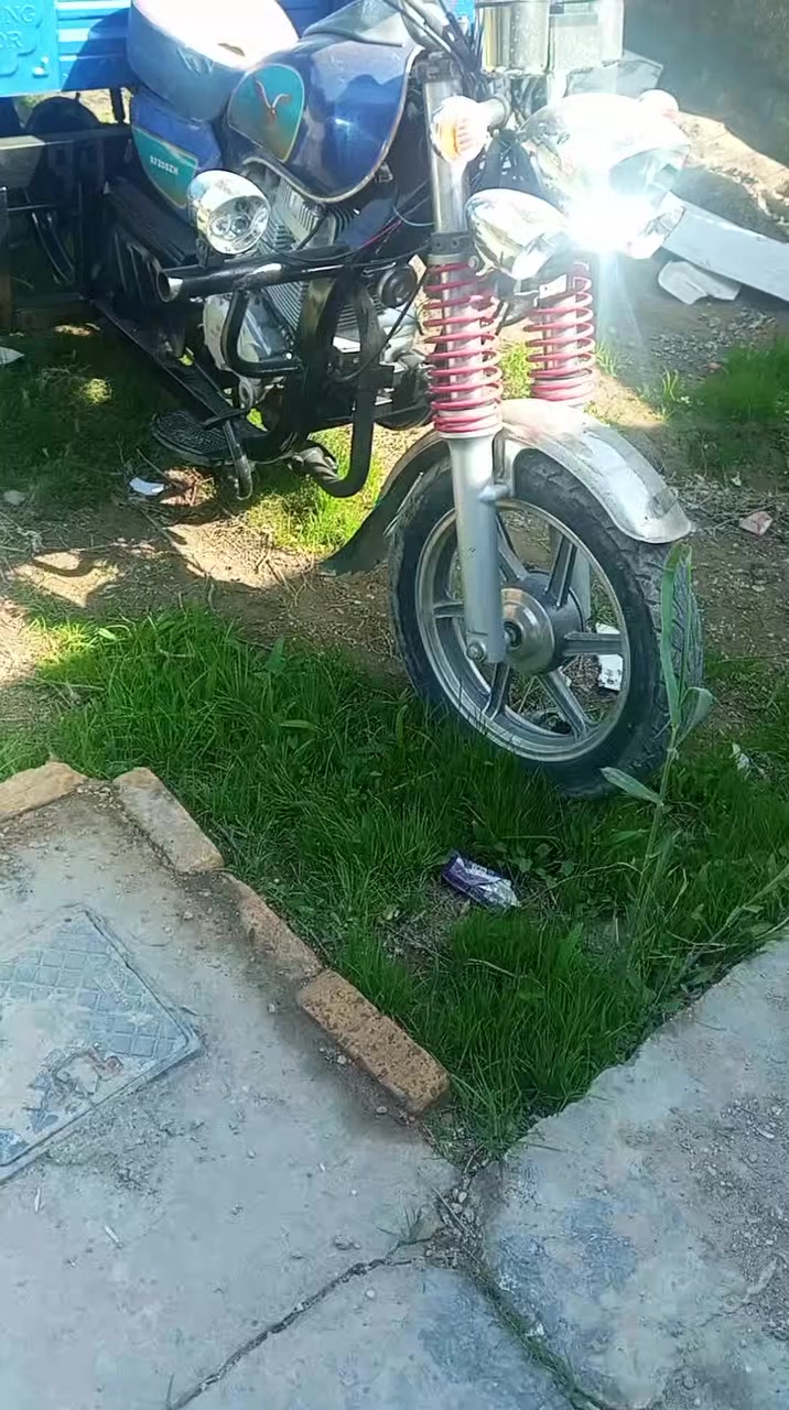 ستوته جمره فحل موديل  2023 محرك 200
السعر 2و250وبيهه مجال


**إذا كنت صاحب هذا الإعلان وتريد حذفه لأي سبب، رجاءا أرسل رسالة إلى الدعم الفني**