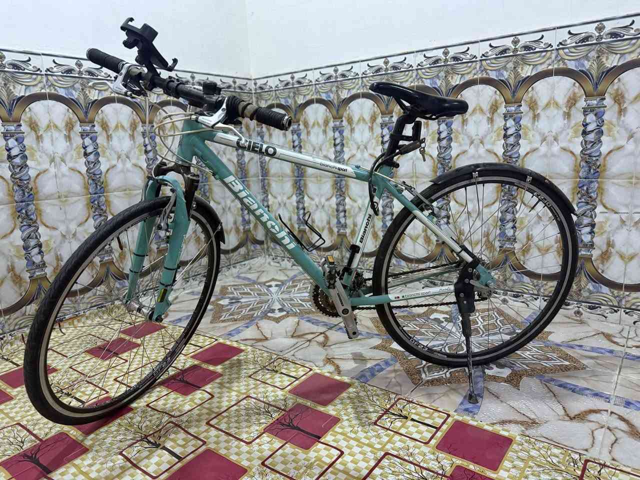 🚲 للبيع بايسكل بيانكي صناعةايطالية أصلي، نظيف وحالتها زينة، خفيف بالسيطرة ومناسب للمشاوير والرياضة.سعر 150


**إذا كنت صاحب هذا الإعلان وتريد حذفه لأي سبب، رجاءا أرسل رسالة إلى الدعم الفني**