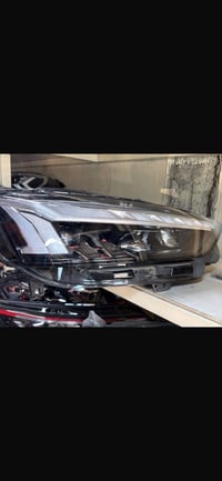 زوج لايتات اودي A5 2023 نضيف كلش استعمال اسبوع 07801877155