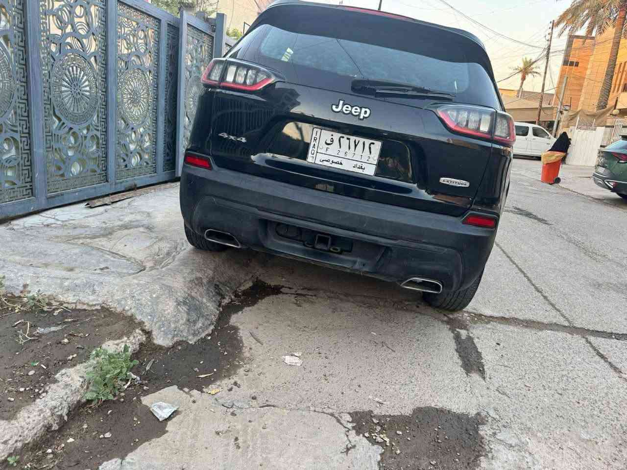 البيع جيب بزون موديل 2019 ماشيه 88قابله الزياده عنوان بغداد سعر 145 بيه مجال مراسله الصفحه او الرقم الهاتف ***********
