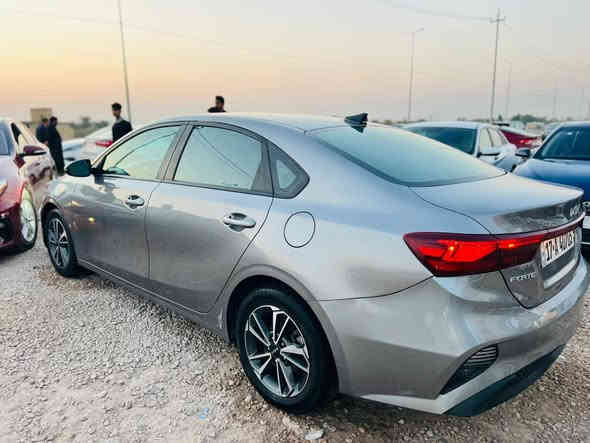 سلام عليكم
 فورتي مديل 2023 وارد أمريكي ضرر تبديل جوملغ فقط بدون عابر ارباكات سليمه معوقين مثنى وكاله عامه من المالك
محرك 2000 دوش
كير 8 نمر
مكينه وكير شرط
تبريد حداديه تخم تاير مكفول
مواصفات شاشه كامره دواره
مانع انزلاق رادارات اشاير بلمري
ويلكب
3 انضمه قياده بريك ذاتي
وباقي المواصفات المعروفه
#السعر 145 مع المجال
بيع او مراوس مكان السياره رميثه
***********
