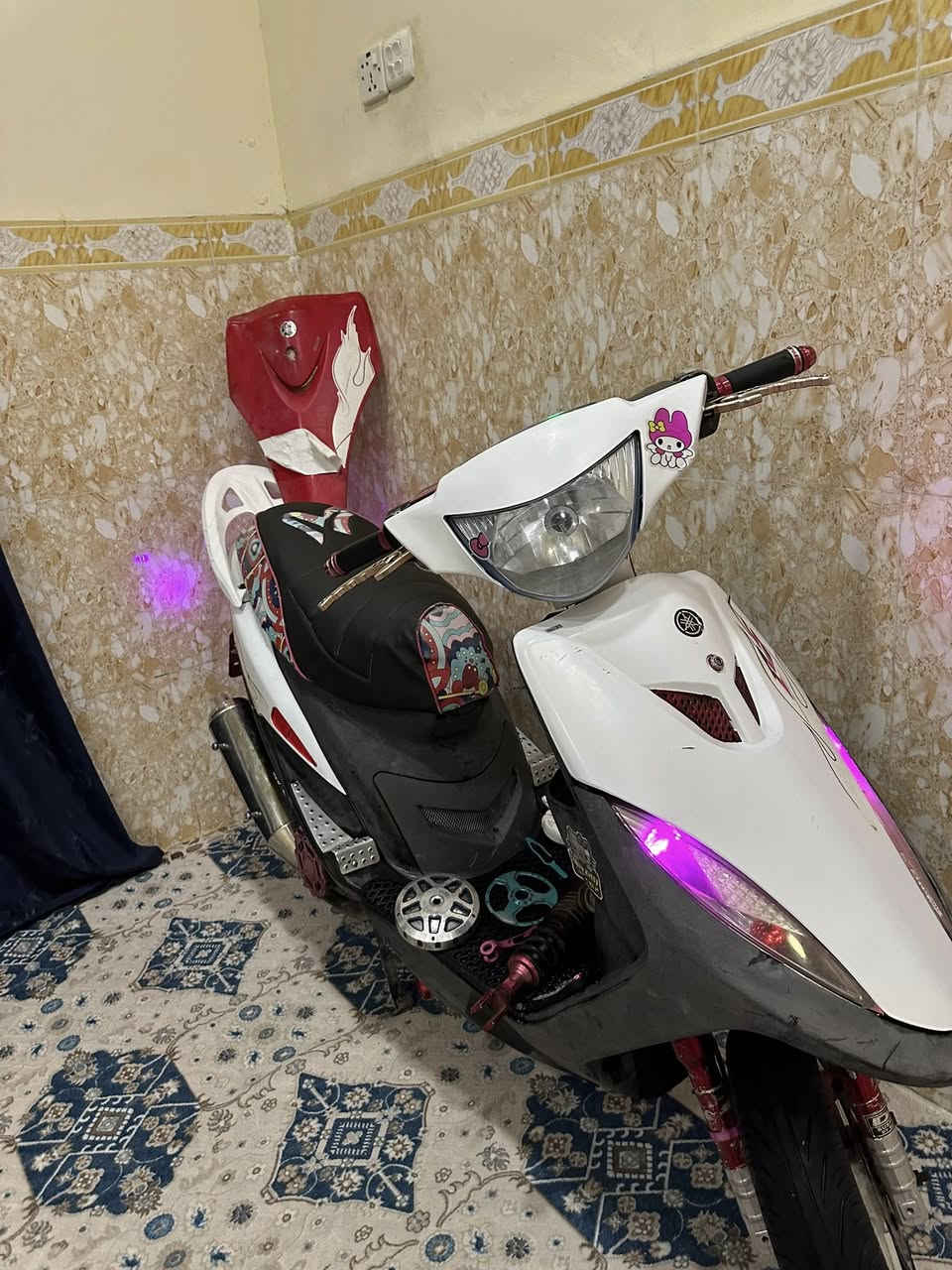 سلام عليكم عدله للبيع مكفوله دراجه مزوده مزوعه تزويد ماكو شي مامزود بيه تجي وتشوف تزويد اصلي مكينه بلاد بس خارج تزويد كفر اربعه وسايدر اربعه دراجه ناشفه معدل ونهضه سعر 950 مكان سماوه رقم ***********
