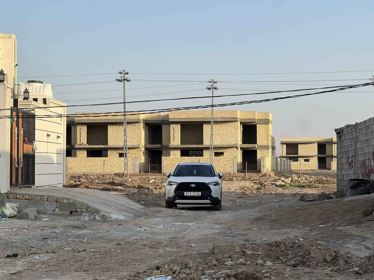 قطعة طابو صرف مساحتها ٣٠٠م حي الحرية الثاني قرب المجمع السكني تحويل مباشر 
للاستفسار ***********
*********** او مراجعة مكتب أمتار للعقار
