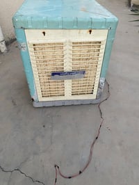 مبردة لبيع شغالة جاهزة من كلشي مكان بغداد محمودية  سعر١٠٠ ألف 07866606...