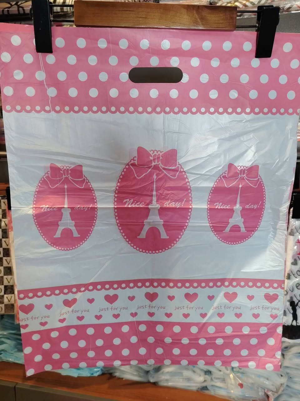 علاگة صيني قياس 50×40
📦 العدد: 50 علاگة
💰 السعر: 3000 دينار فقط
متخصصون ببيع أكياس الدعاية والتغليف بجميع الأحجام وبأفضل الخامات 🌍
نوفر أجود المناشئ العالمية:
🇨🇳 صيني | 🇮🇷 إيراني | 🇹🇷 تركي
📍 العنوان: بغداد – حي أور – شارع 600
مقابل مجمع النمور داخل قيصيرية أزياء ميلانو
📞 للطلب والاستفسار:
***********
يوجد لدينا توصيل بغداد والمحافظات 
✨ نايلو… الجودة اللي تعكس اسمك ✨
