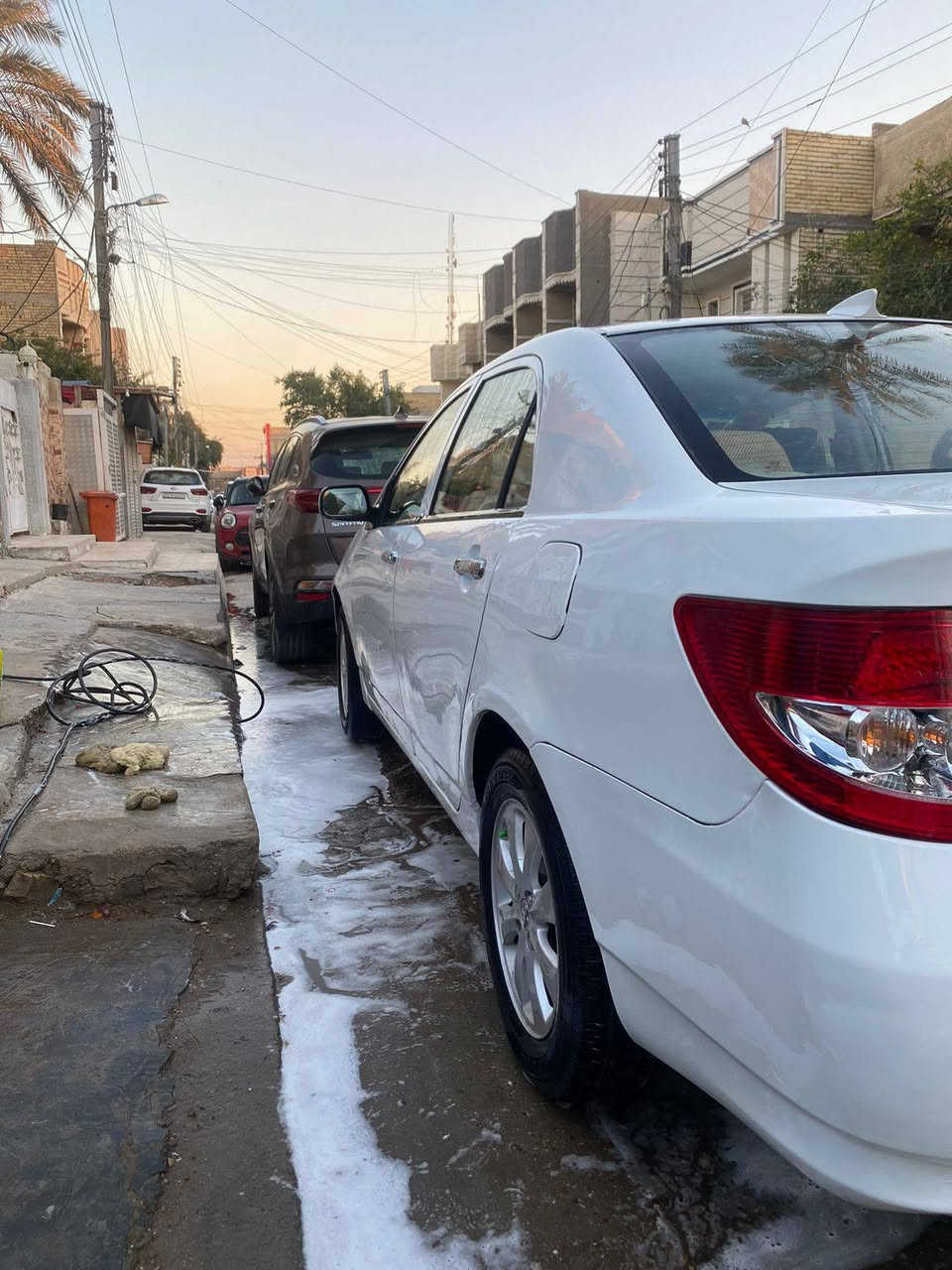 السلام عليكم بي واي دي  F3  2013 مكينة وكير جدد كهربائيات مكفولة دوشمة عام جديدة مصبوغة عام جمالية واثر جراد تخم تايرات  كير اوتماتيك رقم قادسية انكليزي هزة جديدة مشروع وطني مصفرة غرامات تحويل ثاني يوم باسمي مكانها بغداد سعرها 58 وبيها مجال
‏***********
