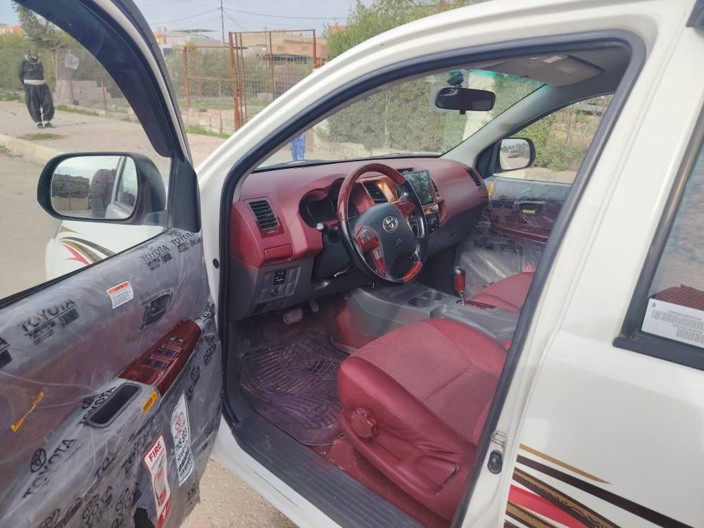 سياره تويوتا مرزي موديل 2015 سنويه جديد لحد 2030 مابي صبغ بي مكانات بارد ماشي 172000 سعر 228 شراي يتصل ماارد عل فيس طوز, صلاح الدين


**إذا كنت صاحب هذا الإعلان وتريد حذفه لأي سبب، رجاءا أرسل رسالة إلى الدعم الفني**