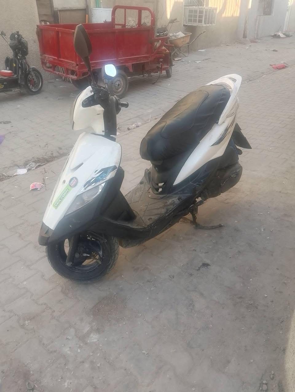 دراجة ثعلب نظيفة كهرباءيات كاملة السعر 350 المكان بغداد الوشاش ***********
