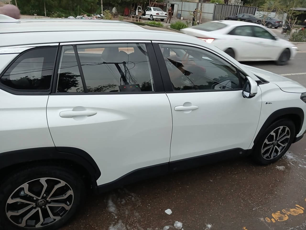 كورلا كروز مديل ٢٤ سياره نضيفه كلش رقم بغداد  سعر ١٦٦ مكاني بغداد البياع ***********
