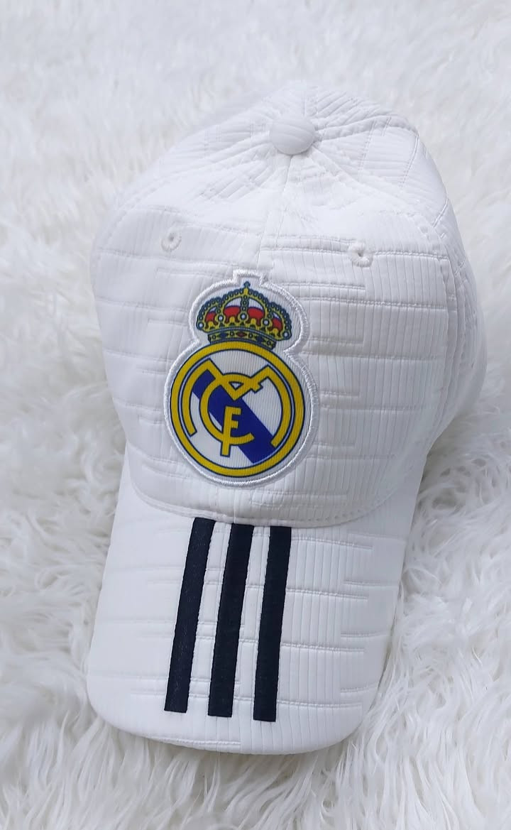 دريس ريال مدريد وكاله مع شفقه ريال
قياس S تلبس وزن ٧٥و٧٠ ك


**إذا كنت صاحب هذا الإعلان وتريد حذفه لأي سبب، رجاءا أرسل رسالة إلى الدعم الفني**