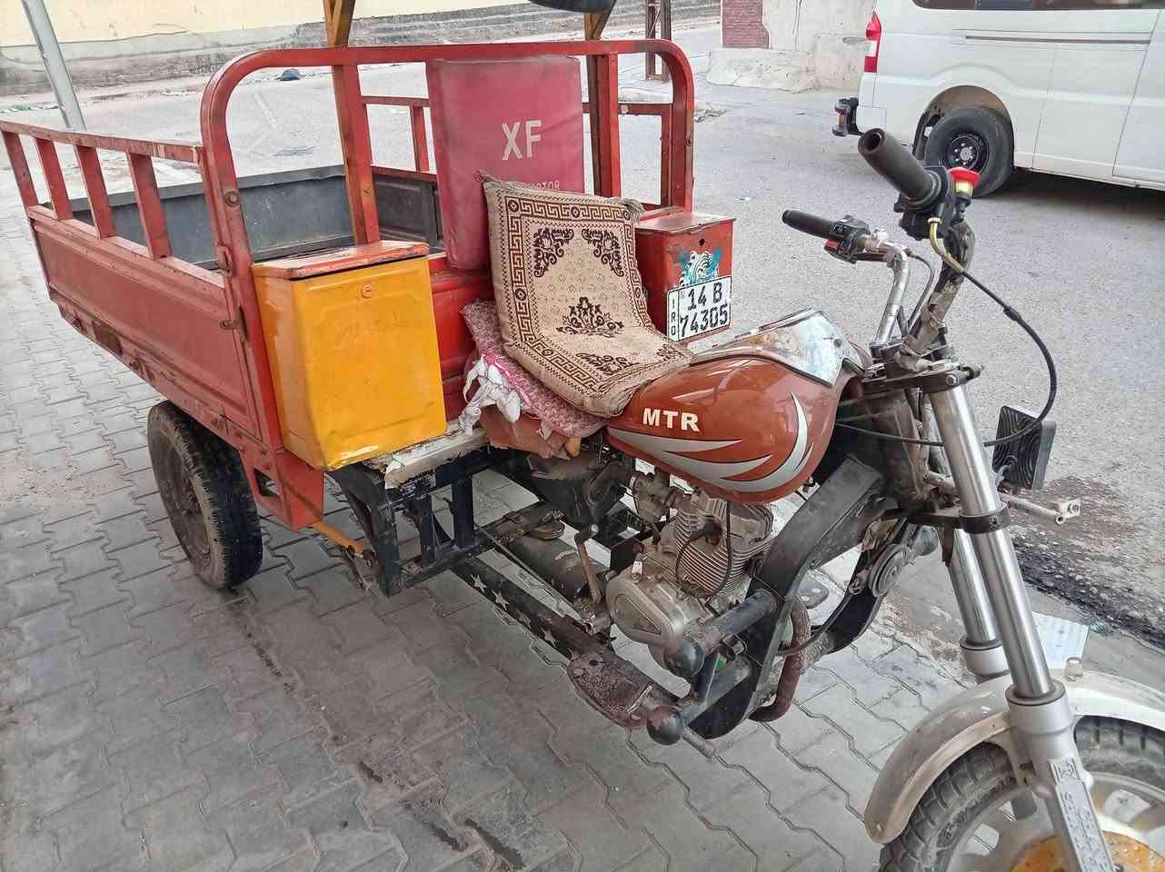 سلام عليكم ستوته سوبر امتيار
للبيع رقم وسنويه بسمي مكينه جديده صدر جديد
سعر ١٧٥٠ بيها مجال للطيبين البصرة امن الاداخلي
***********
