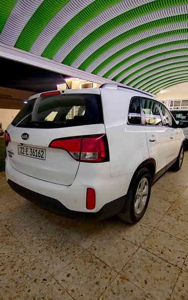 السلام عليكم
سورنتو 2014 
خليجي مكفوله 
رقم اربيل الجديد 
بأسمي تحويل مباشر 
سبعة راكب 
3 قطع تبريد 
4 سلندر(2400) 
حساسات خلفية و أمامية 
نظام ECO 
كامرة و شاشة 
دوشمة 7 مقاعد جلد
سيارة نظيفة جدا 
مكانها بغداد  حي الإعلام قرب تقاطع درويش
السعر 170 بي مجال للطيبين 
للإستفسار   ***********
