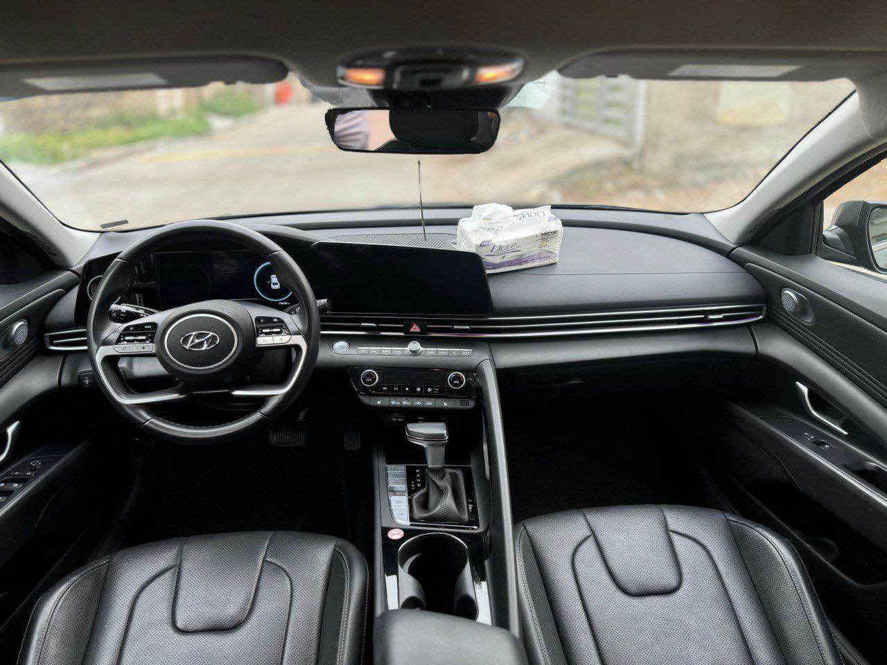 السلام عليكم ورحمة الله وبركاته
هونداي النترا 2024  للبيع وارد امريكي
رقم بغداد
فئة لمتد
ماشية 19 الف مايل قابل للزيادة
ضرر جاملغ ايسر فقط تبديل وصبغ+ تعديل ربع البنيد
ايرباك ستيرن فقط 
بصمةً تشغيل 
بصمة ابواب
فتحة سقف
كشنات جلد
كشنات هيتر
كامرا 360 درجة
رادار امامي - جانبي
حساسات امامية خلفية
نقطة عمياء
نقطة تحديد مسار
تشغيل عن بعد
شاشة  لمس
تحكمات ستيرن
اتو هولد
هاندبريك بصمة
نظام صوت 
نظام ترحيب عند الاقتراب
محرك 2000
مانع انزلاق
وبقية المواصفات المعروفة
والسيارة بحالة ممتازة جدا جدا
مكان السيارة 
بغداد - الدورة - كفاءات الصحة
رقم الهاتف
***********
***********

السعر المطلوب
١٨٠ ورقة وبيها مجال بغداد, العراق
