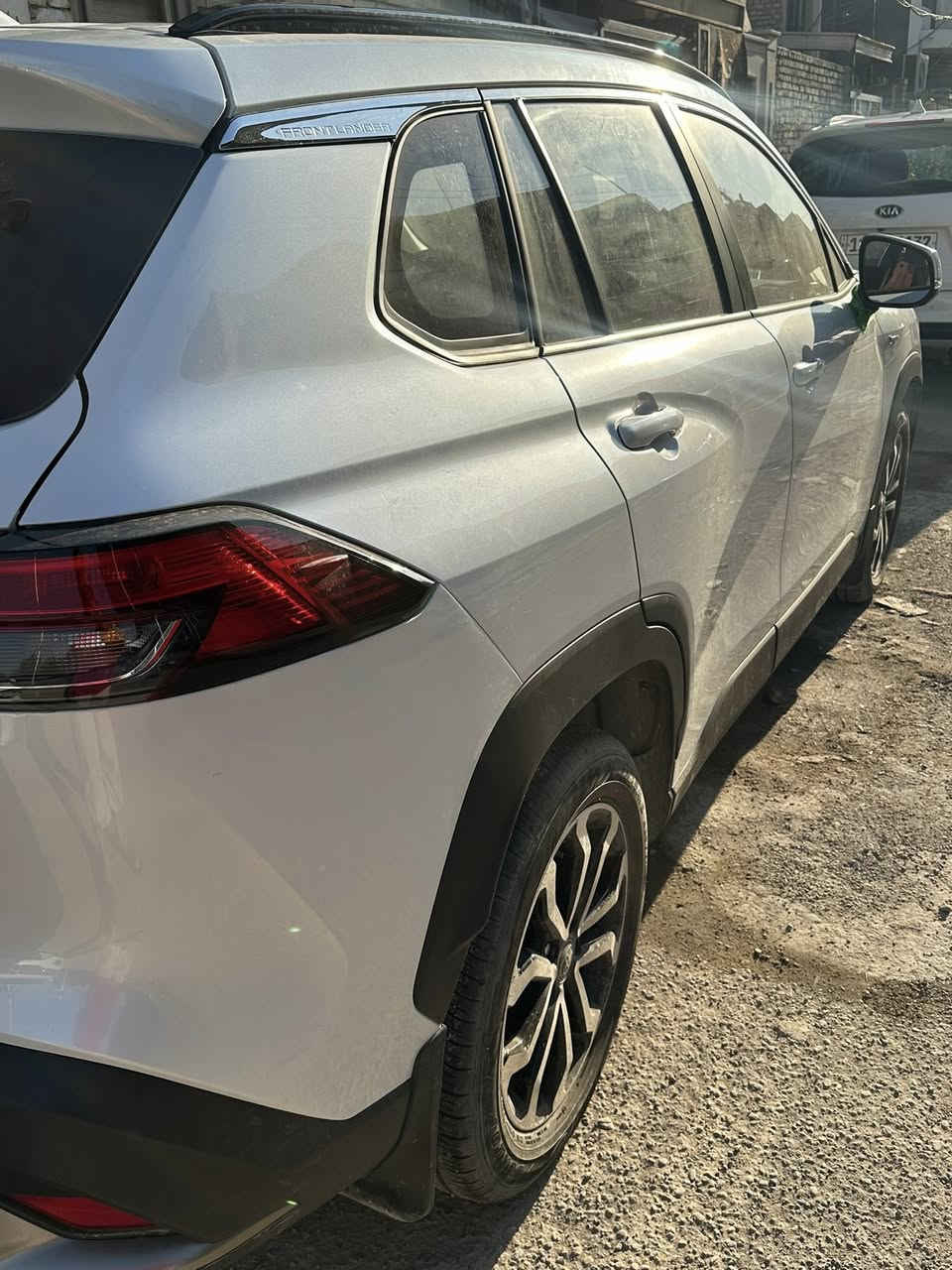 سلام عليكم
فرونتلاندر 2025 S
ممشاها 1000 زيرو كلشي ع حطته حته شعر التايره بعده 
مابيها شي عدا هذا الشخط بدعاميه ومواصفاتها معروفه ال S
مكانها البلديات 
***********
