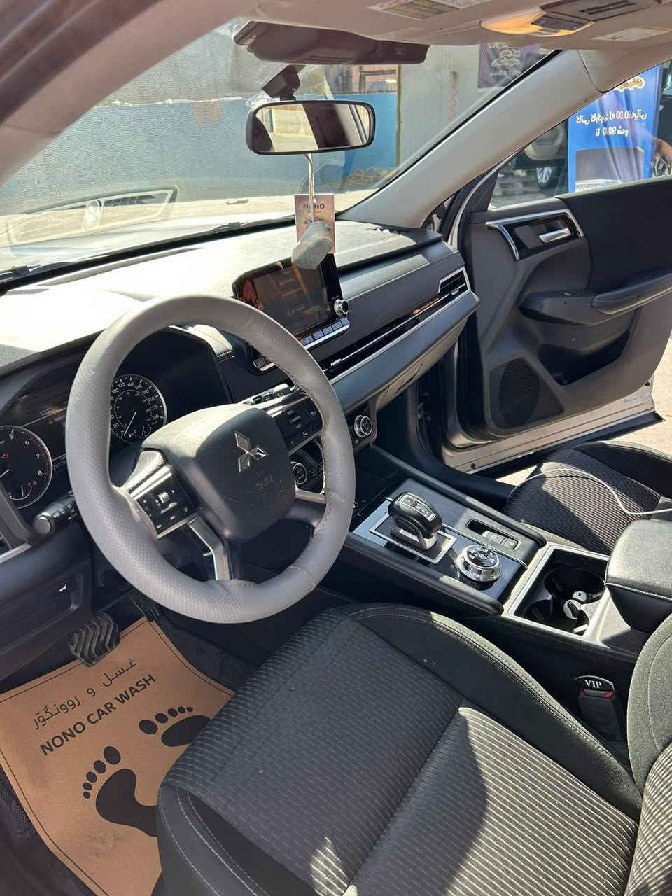موديل ٢٠٢٢ماشى ٢٥الف ميل مواصفات بانوراما 4x4 صندوق شفت رادار 7راكب تبريد قطعتين بصمه  شفتات ستيرن فول بس بدون جلد ارباكات سليم بس باب سايق صبغ سياره جاهزه بدون اي مصرف مكان اربيل ..واتس اب *********** سعر 210ورقه ومجال أربيل, العراق
