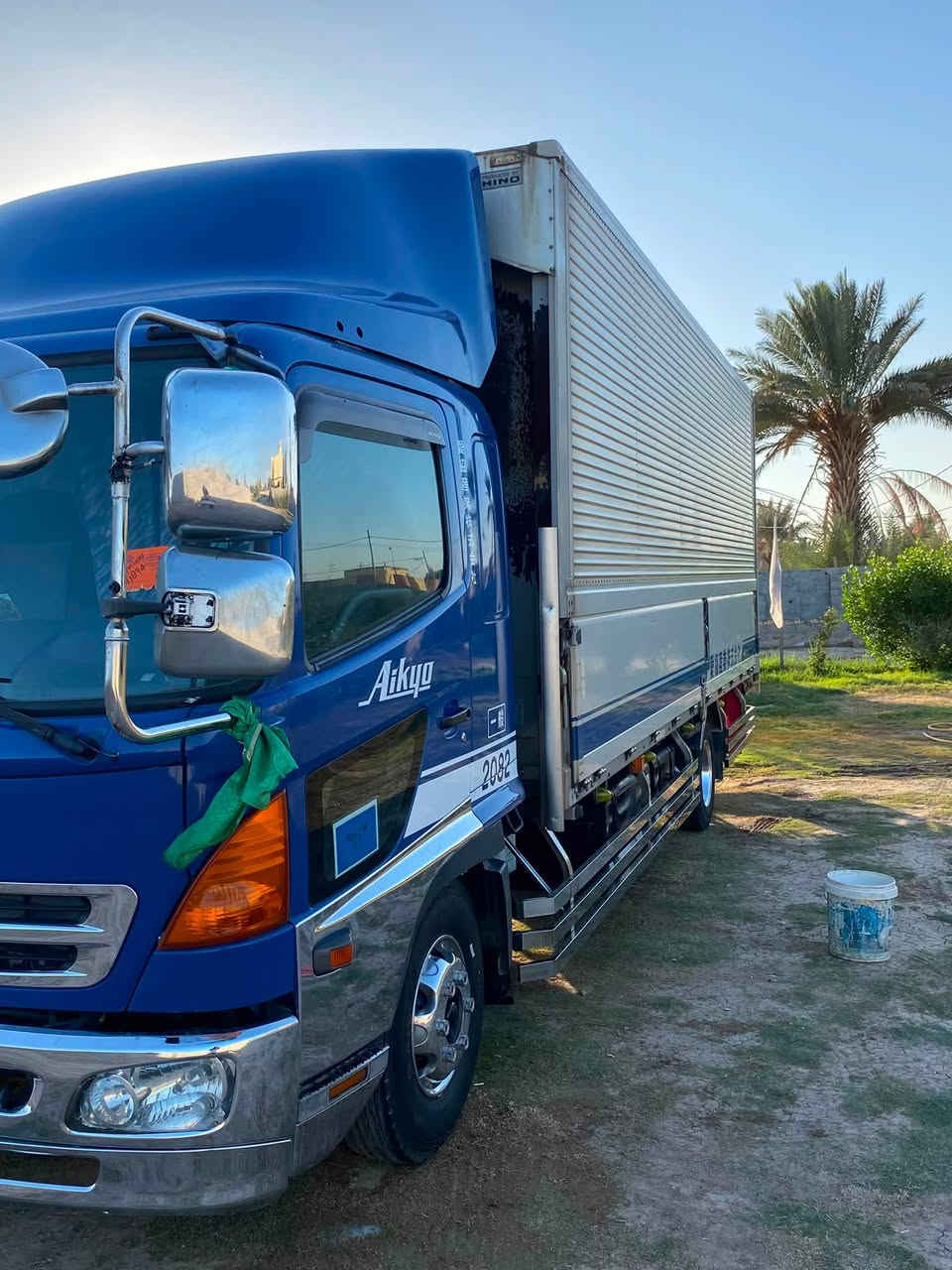 هينو البيع شيطان سوبر خمسه بستم تخم تاير طول سته وربع موديل 2023  معامله كامله مال تنزيل بس باغي على دفع عنوان واسط صويره ***********
