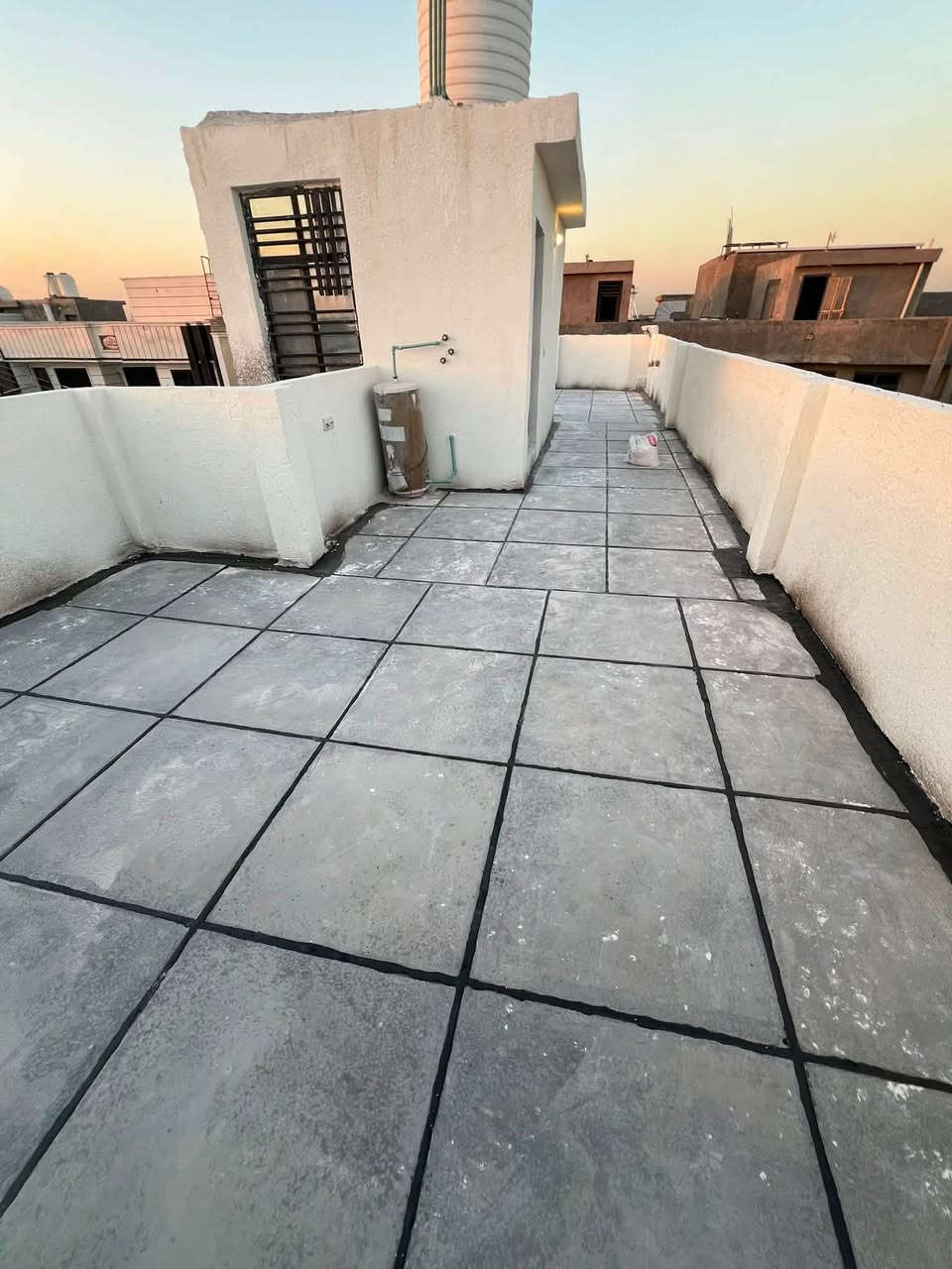 🏠#الدارللبيع 80متر واجهيه 5متر نزال 16متر
بناء طابقين وبيتونه حديث 

 يحتوي البيت. ع[3غرف نوم -استقبال -صحيات عدد 2- ومطبخ] البيت شغل درجة اولى

 مع الخدمات

⬅️نوع العقار  طابو زراعي سند 25 اقرار محكمه 

⬅️العنوان #بغداد_الدوره_البوعيثه   

مجمع العدل الاول ثاني فرع عن الشارع العام

🔴للاستفسار  خاص او الاتصال ع  الرقم 

☎️***********
