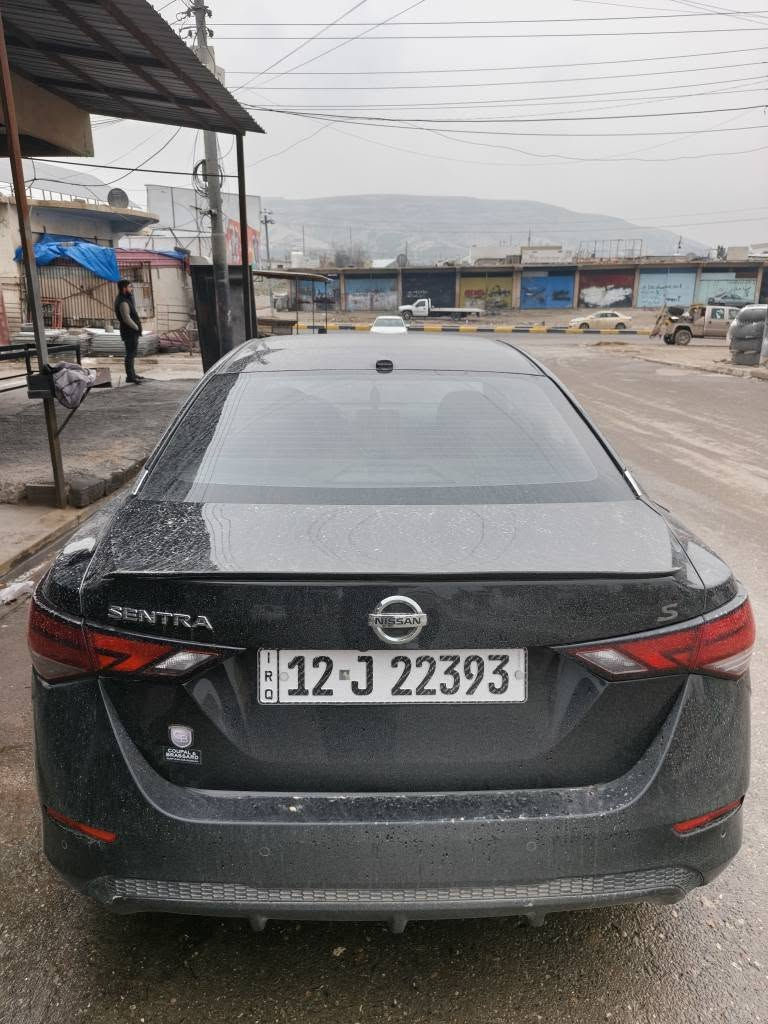 نيسان سنترا 
موديل ٢٠٢٢
كابون بانزين رقم نينوى 
بيها ٣قطع صبغ بدون دواخل 
سنويه جديدة 
سيارة جاهزة 
طخم تويرا جديد 
عنوان / موصل /حي العربي
السعر /١٢٦ ومجال بسيط  
*********** تلعفر, نينوى
