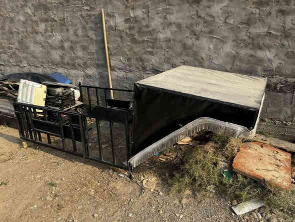 سلام عليكم مجر ستوته جمره جديد مال سليمانيه مكان بغداد التاجي***********سعر 150
