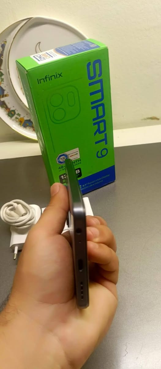 السلام عليكم
انفنكس سمارت 9
جديد بالباكيت حتى غراضة مامستخدمة بعده ممفعل

الذاكرة 128
العشوائية 8
بطارية 5000
كل ملحقاته موجودة
السعر 110 بي مجال للعملة 
العنوان بغداد البياع او حي العامل


**إذا كنت صاحب هذا الإعلان وتريد حذفه لأي سبب، رجاءا أرسل رسالة إلى الدعم الفني**