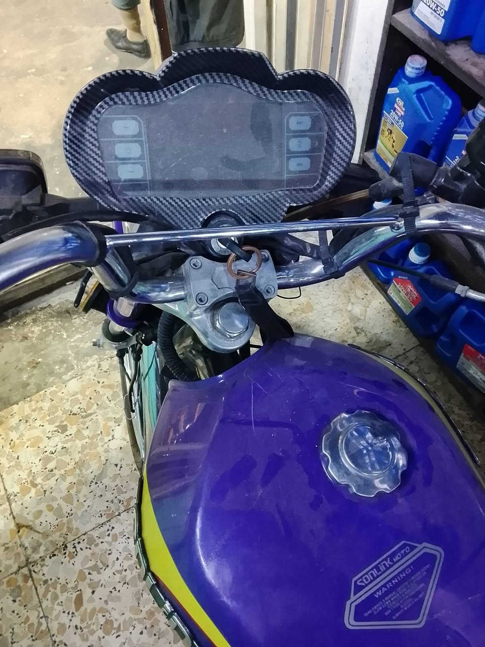 دراجه ايراني مكفوله السعر ٨٠٠ العنوان الدوره ***********
